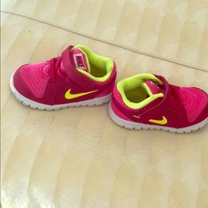 Infant toddler Nike tennis shoes